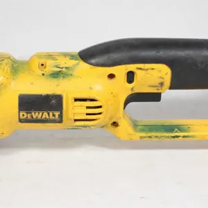 DEWALT 18V 4 1/2 INCH CUT OFF TOOL/ ANGLE GRINDER