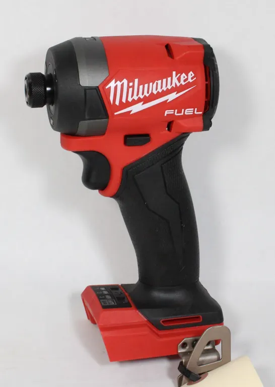 MILWAUKEE M18 DRIVER