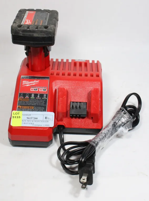 MILWAUKEE M12 & M18 CHARGER WITH M12 BATTERY
