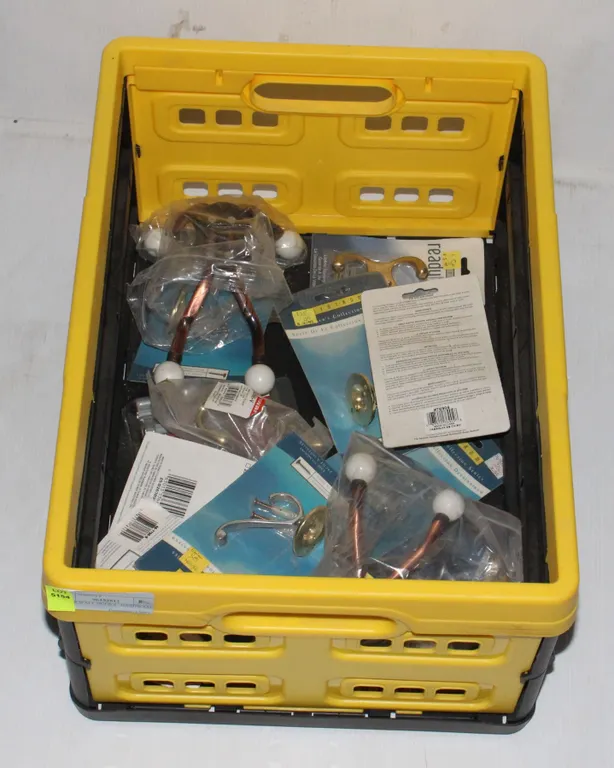 LOT OF WALL HOOKS / HARDWARE