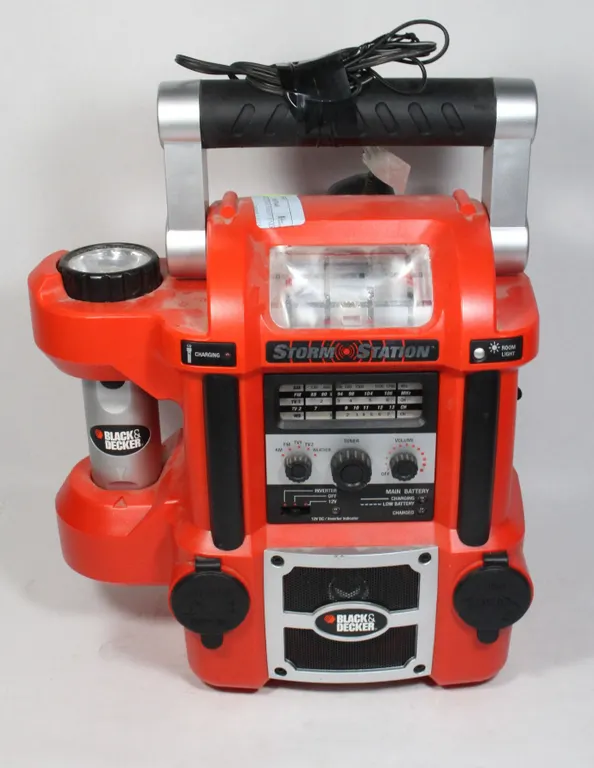 BLACK AND DECKER JOBSITE RADIO