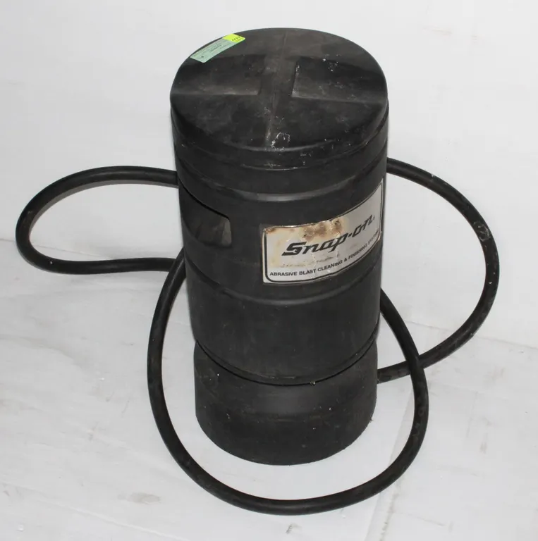 SNAP-ON ABRASIVE BLAST CLEANING & FINISHING SYSTEM