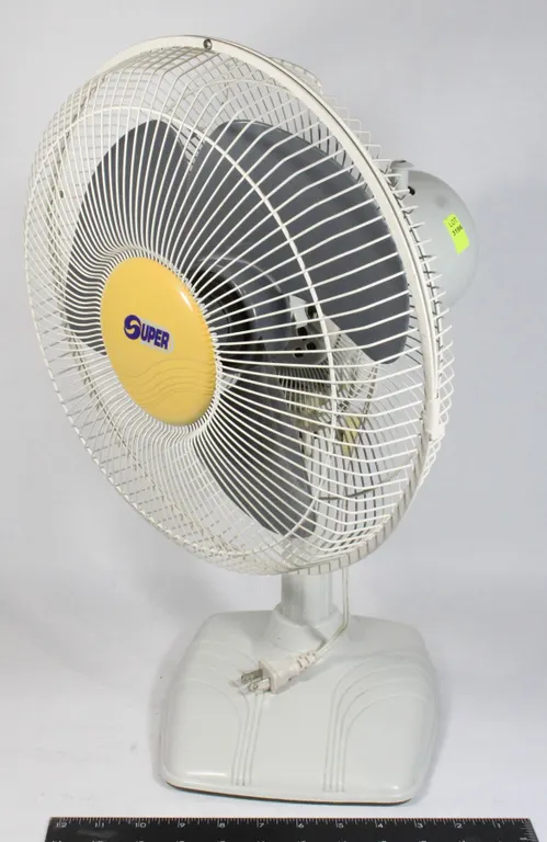 DESKTOP FAN