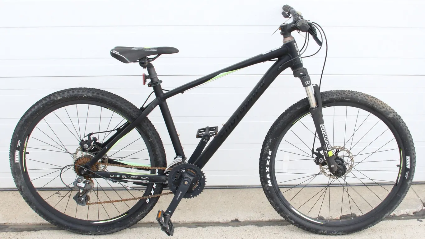 NORTHROCK HARDTAIL MOUNTAIN BIKE
