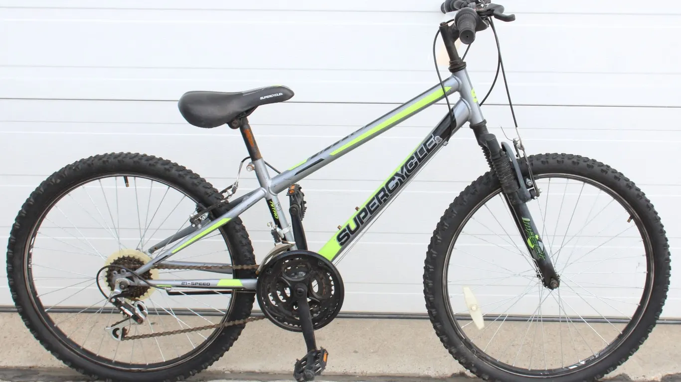 GREY AND GREEN SUPERCYCLE 21 SPEED