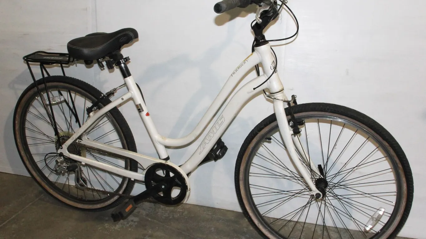 HUDSON JAMIS ALUMINUM FRAME BIKE
