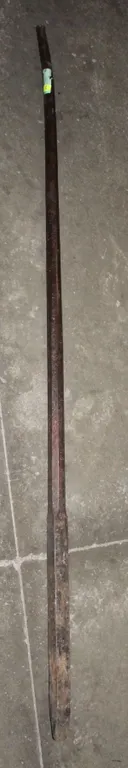 HEAVY DUTY PRY BAR