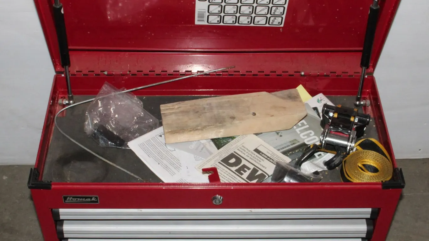 HOMEK TOOL CHEST