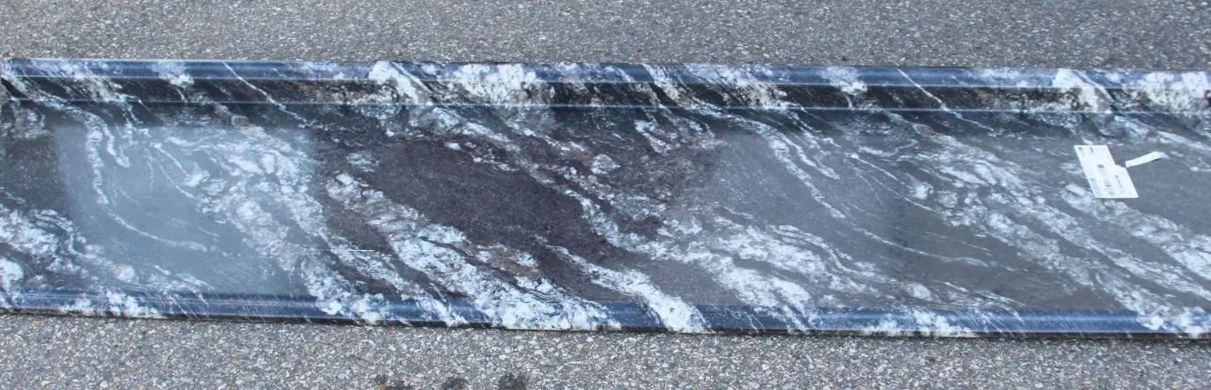 KITCHEN COUNTER TOP PIECE APPROX 96.5" LONG