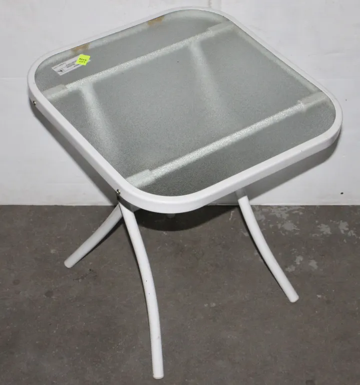 LITTLE GLASS TABLE