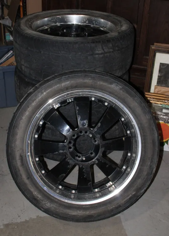 4 CHEVROLET 6 BOLT 305/45/22 WHEELS