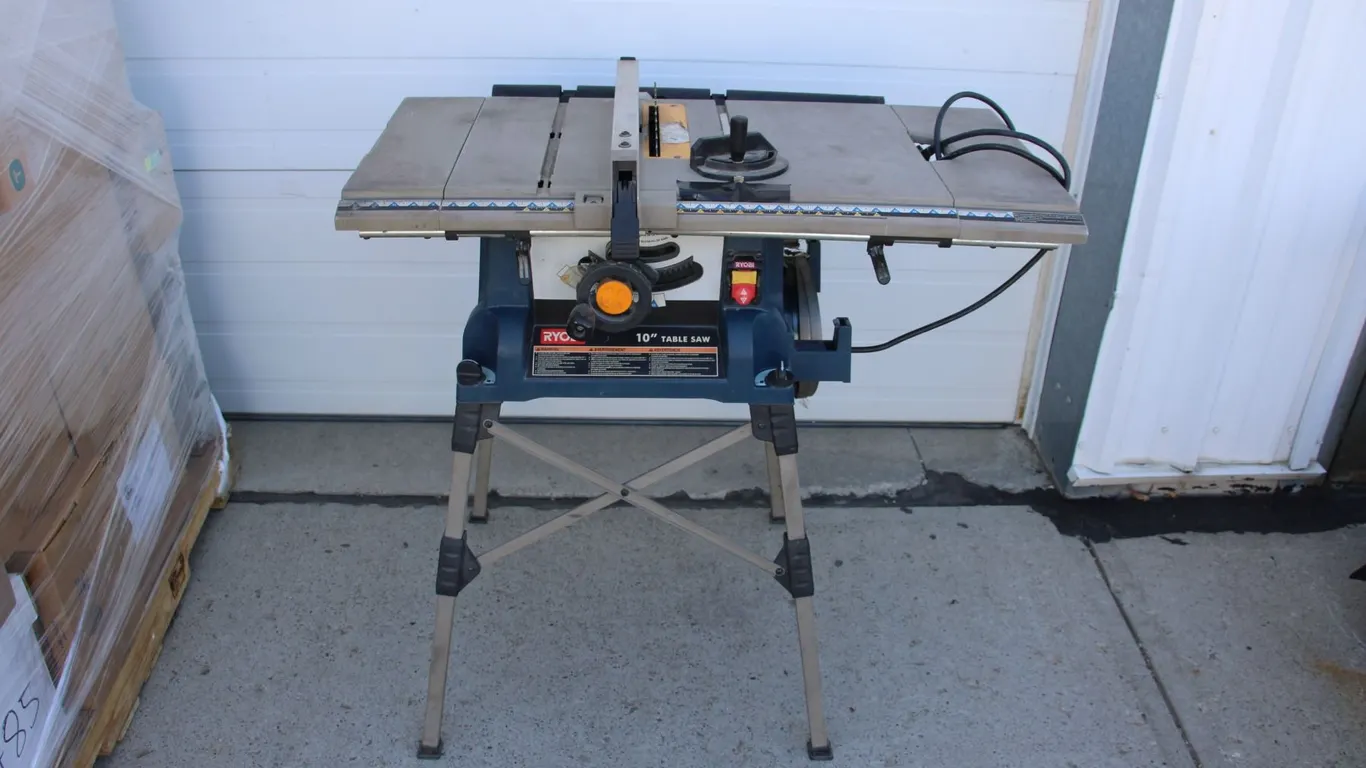 RYOBI 10" TABLESAW ON STAND