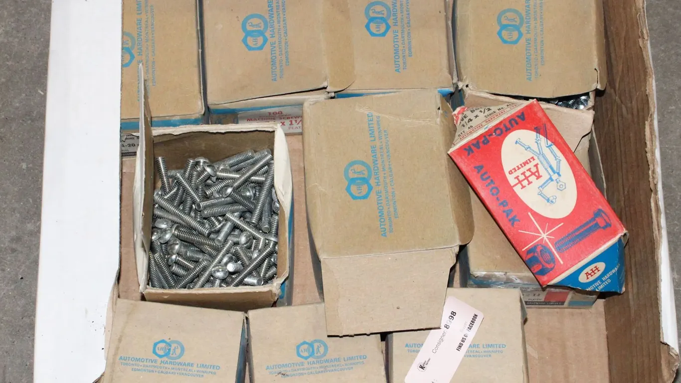 FLAT OF ASSORTED FASTENERS