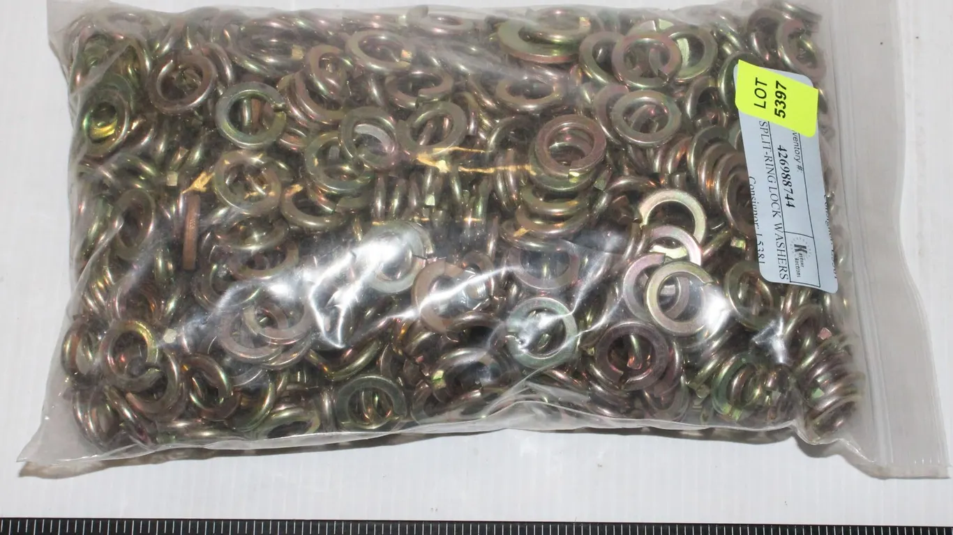 BAG OF SPLIT-RING LOCK WASHERS