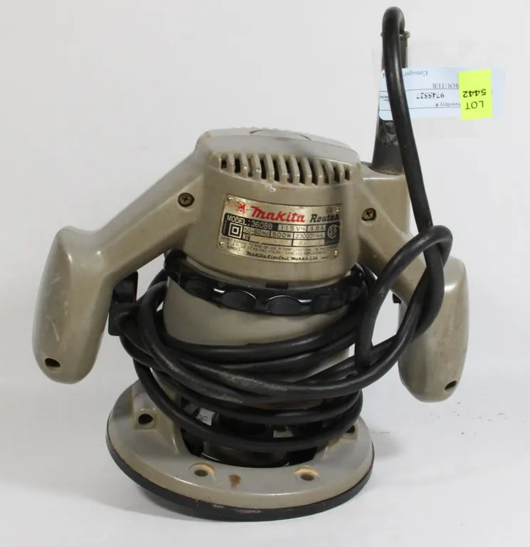 MAKITA ROUTER
