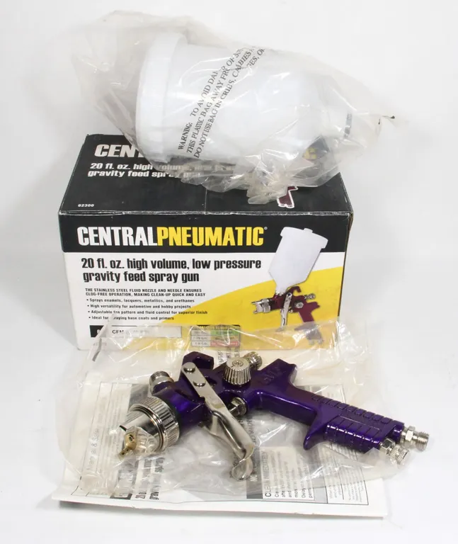 20 OZ. HVLP GRAVITY FEED SPRAY GUN