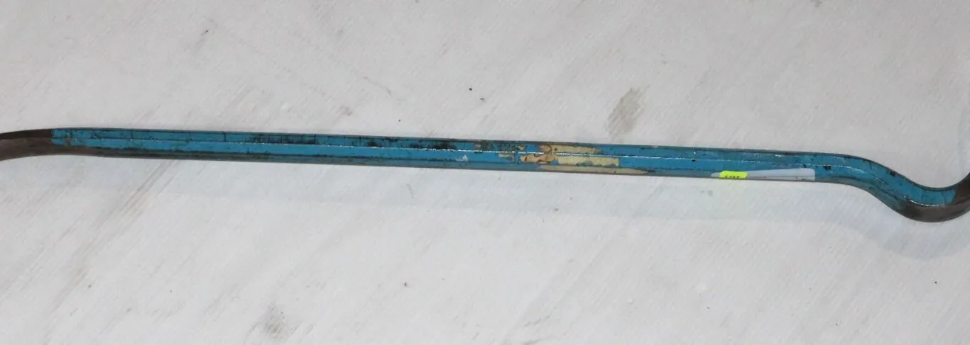 28" ESTWING WRECKING BAR