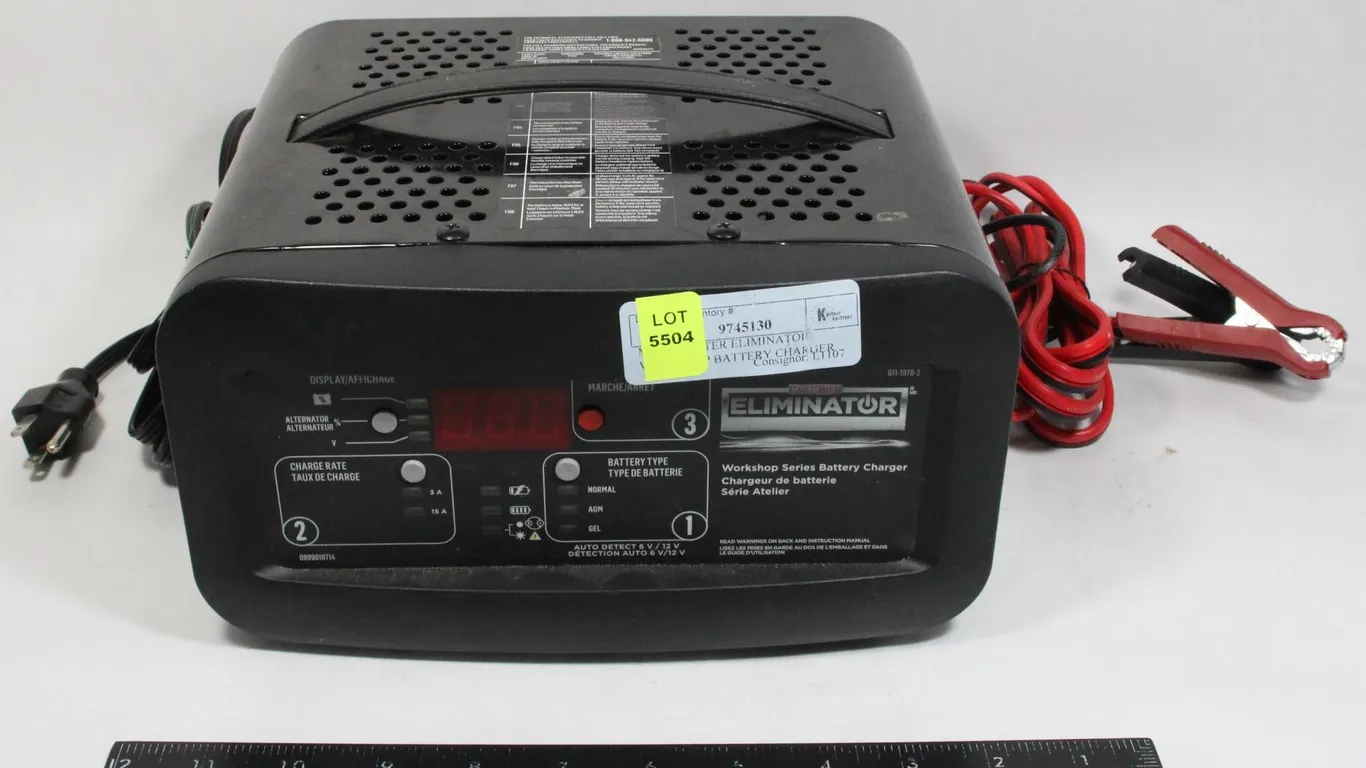 MOTOMASTER ELIMINATOR WORKSHOP BATTERY CHARGER