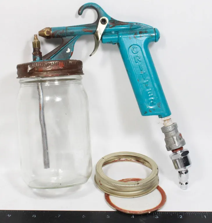 CRITTER FINISH AIR SPRAYER