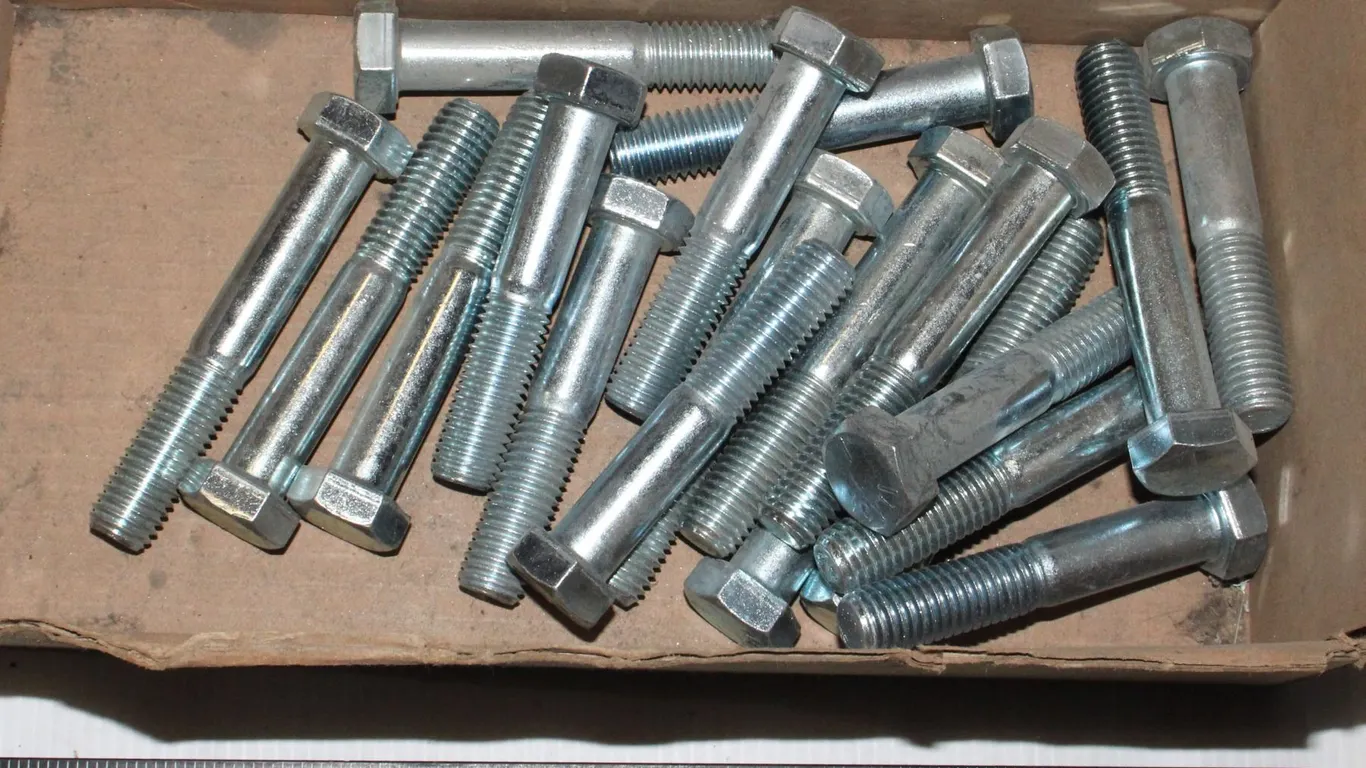 BOX OF PARTIALLY THREADED HEX BOLTS