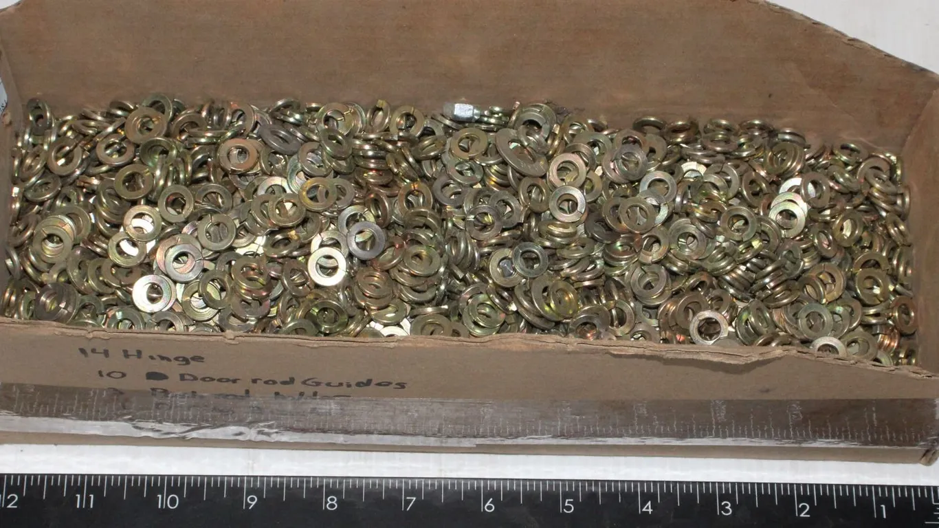 BOX OF SPLIT-RING LOCK BRASS WASHERS