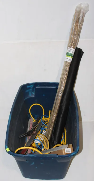 TOTE OF MISC TOOLS AND GARDENING SUPPLIES INCLUDING