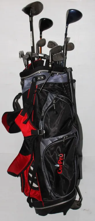 RIDGE GOLF BAG AND CLUBS