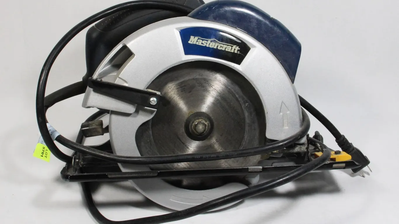 MASTERCRAFT SKILL SAW WORKS