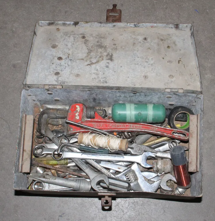 TOOL BOX WITH CONTENTS