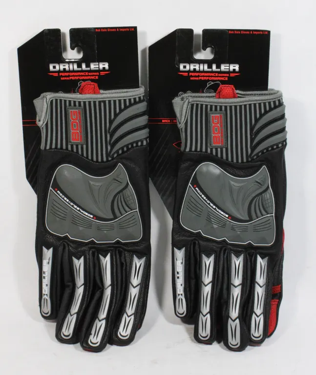 2 NEW PAIRS OF BDG PERFORMANCE SERIES GLOVES XL