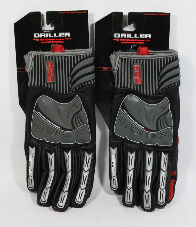 2 NEW PAIRS OF BDG PERFORMANCE SERIES GLOVES XL