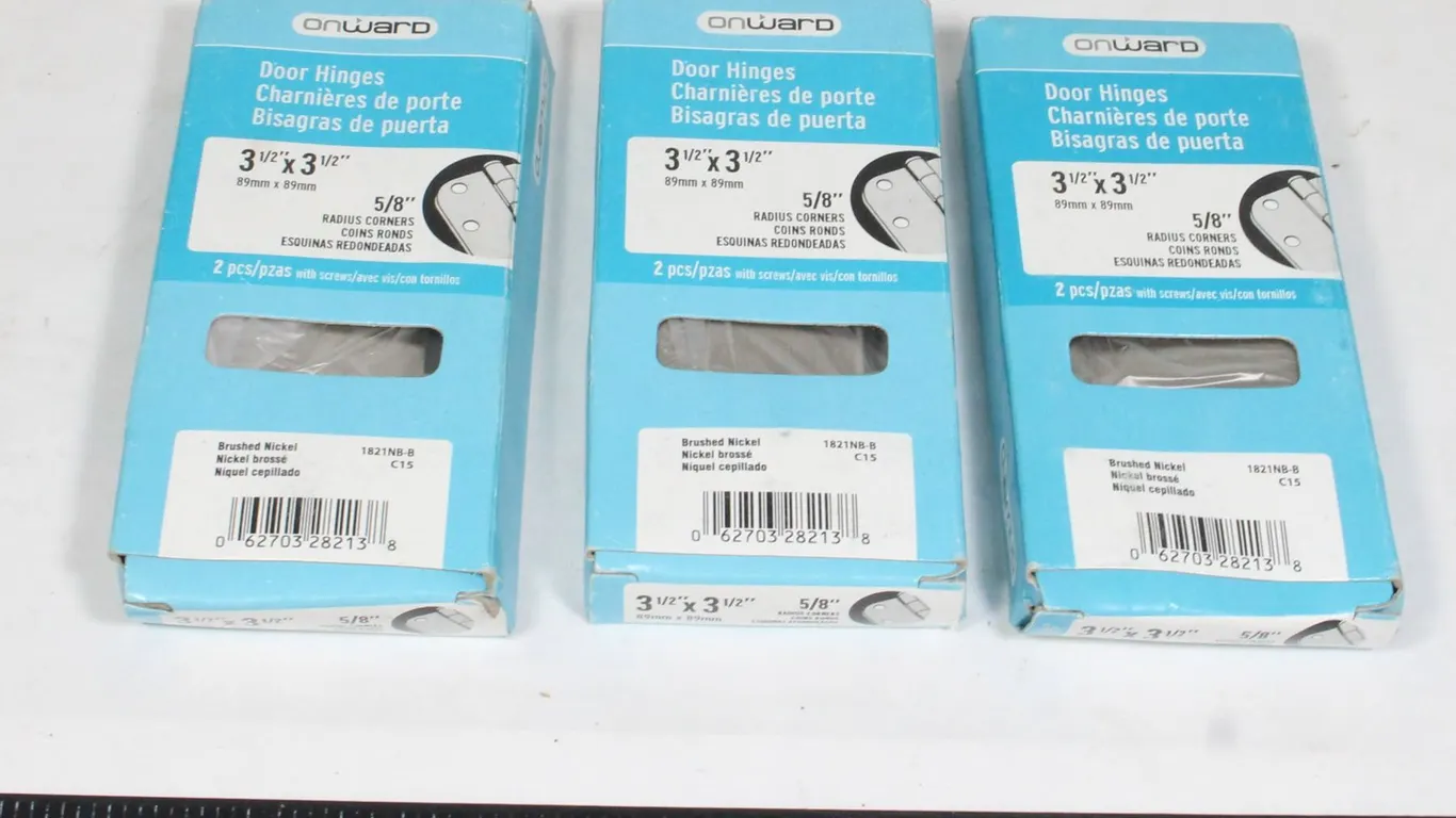 THREE ONWARD 3 1/2" X 3 1/2" DOOR HINGES