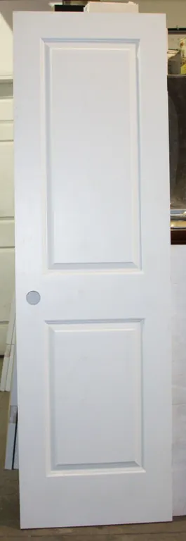 24" INTERIOR DOOR