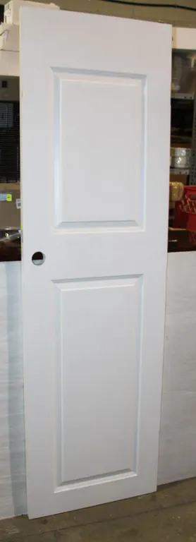 24" INTERIOR DOOR