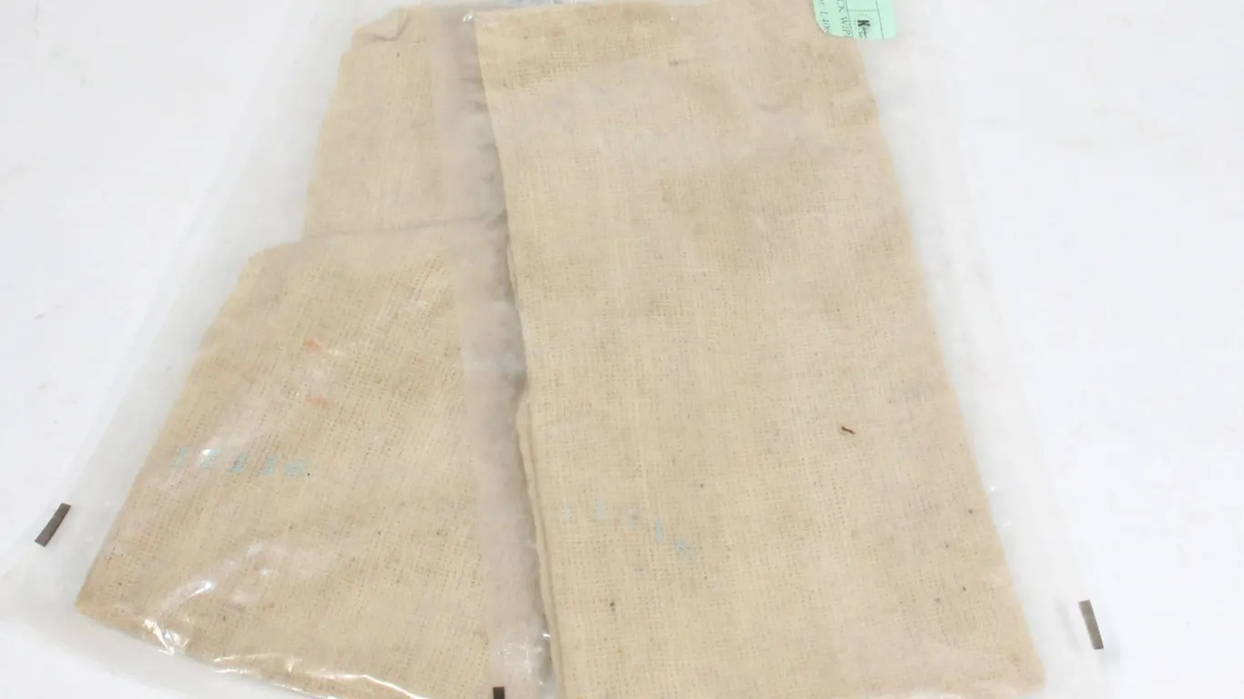 PAIR OF CHANCE HOT STICK WIPING CLOTHS