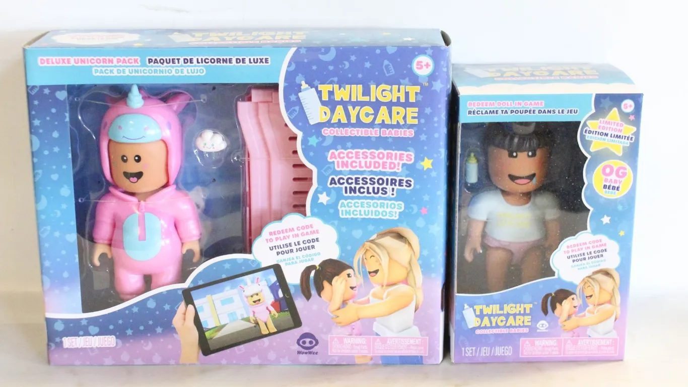 TWILIGHT DAYCARE BABY DOLLS DELUXE