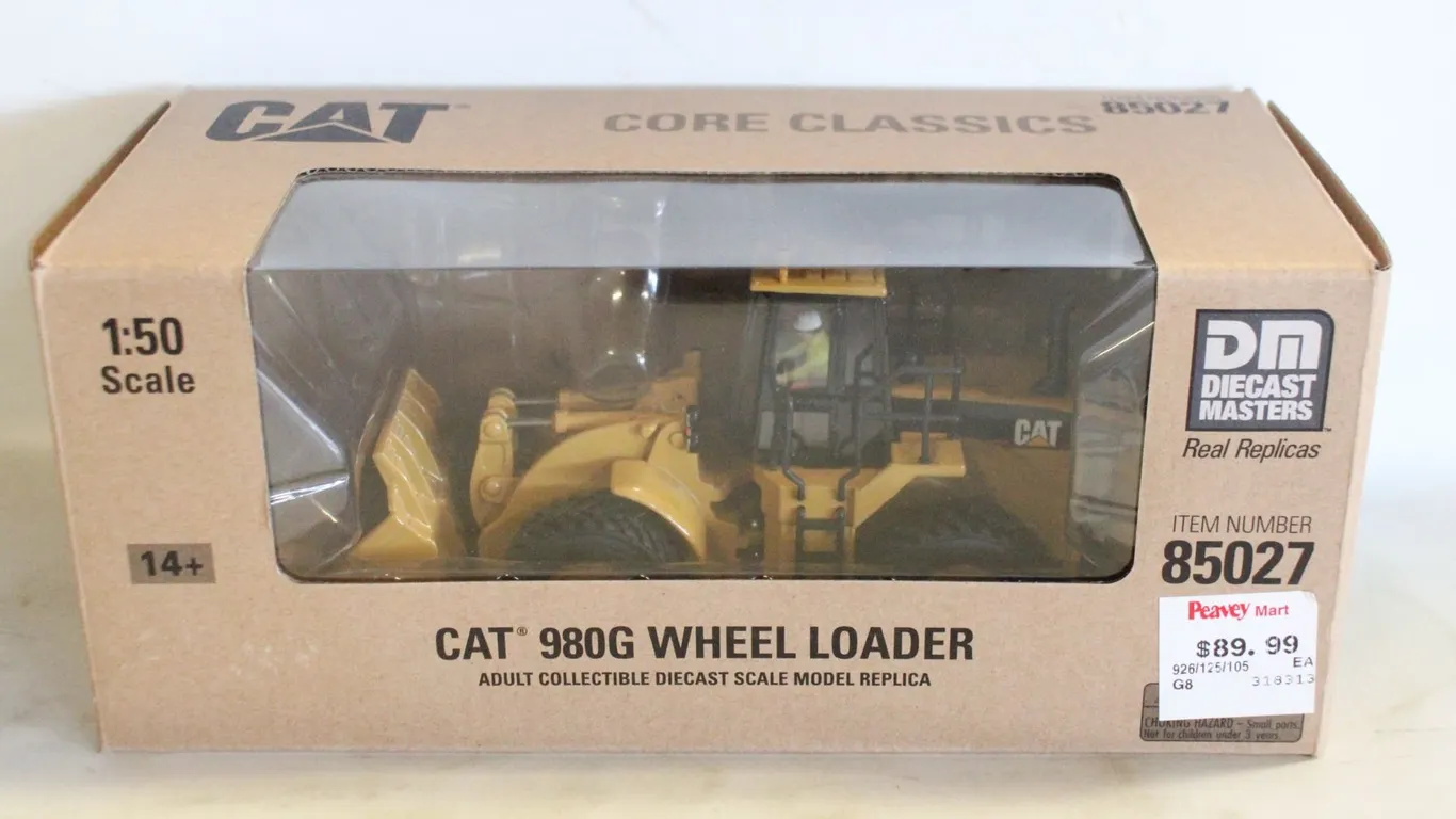 DIECAST MASTERS CAT 980G WHEEL LOADER 1:50 SCALE