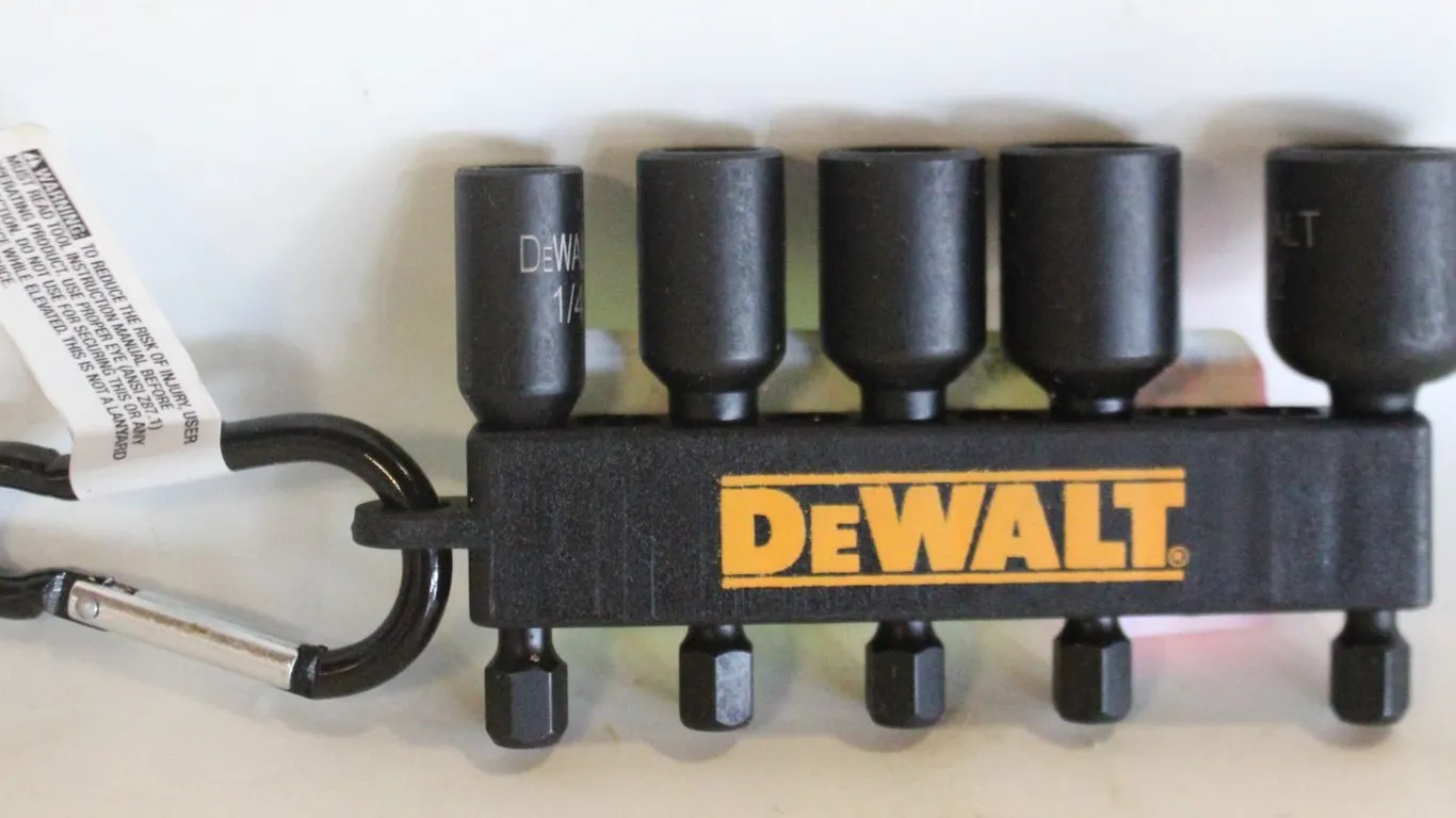 SET A FIVE DEWALT IMPACT NUT DRIVER