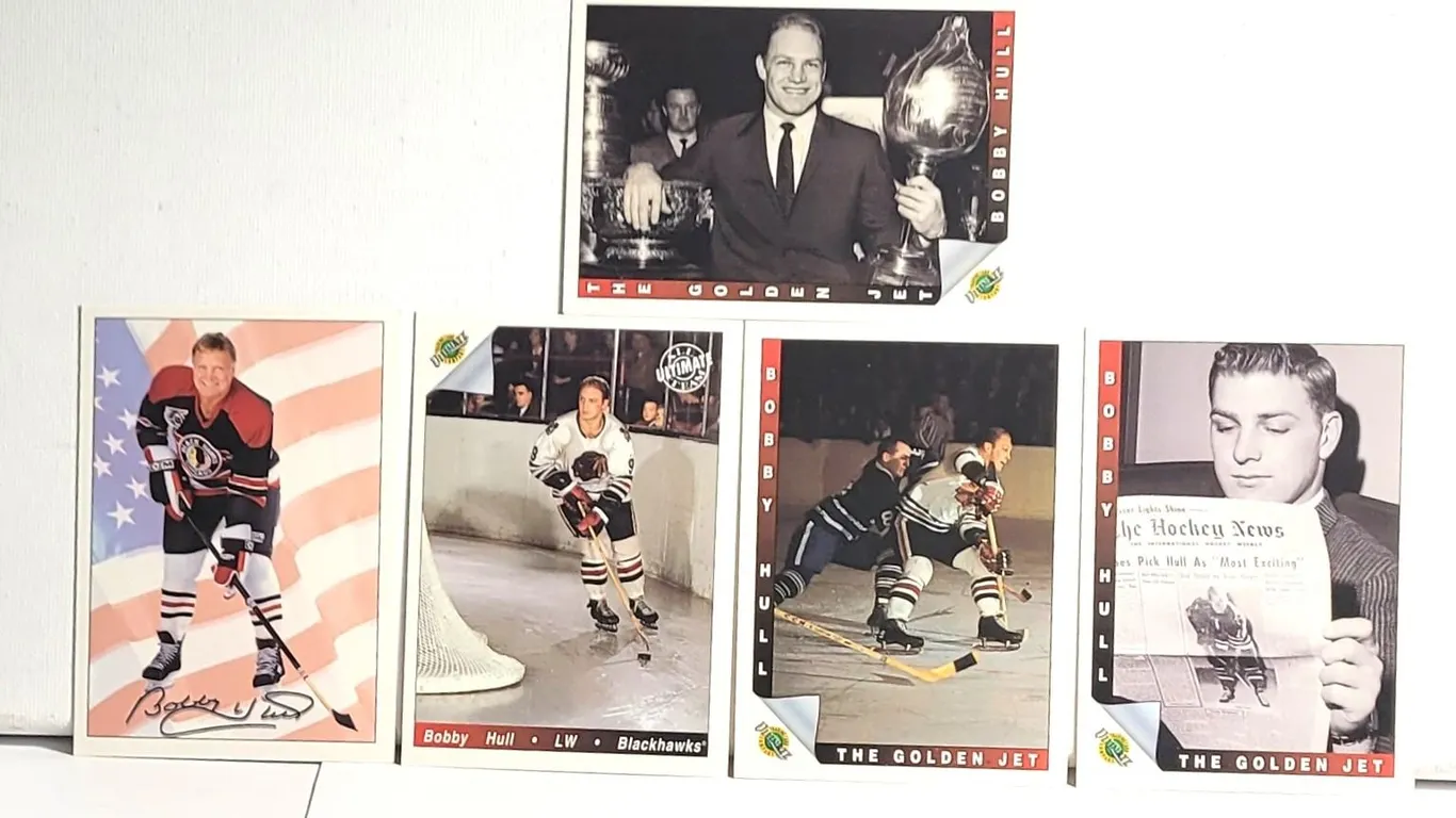 14) LOT OF 5 BOBBY HULL VINTAGE