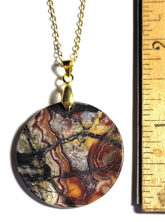 20) NATURAL ROUND MULTI COLORED