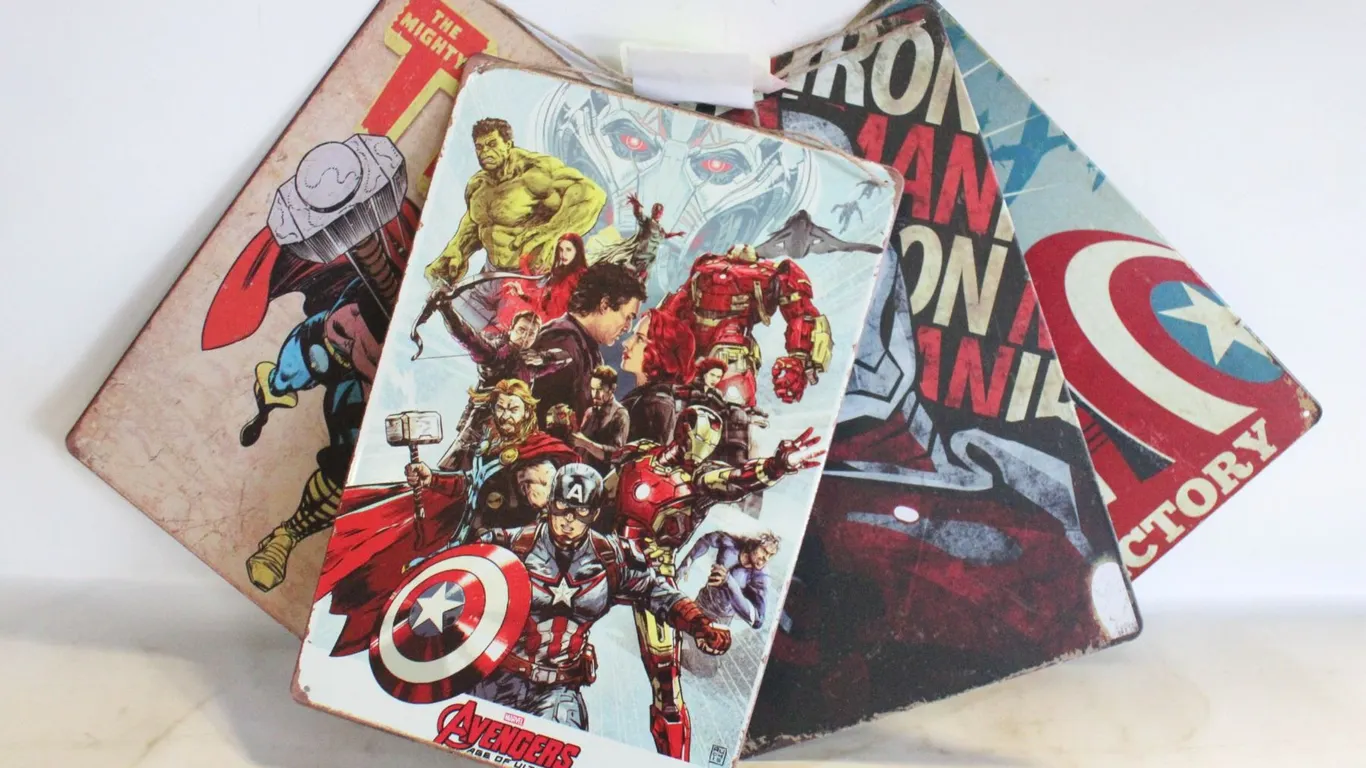 AVENGERS AGE OF ULTRON METAL SIGNS