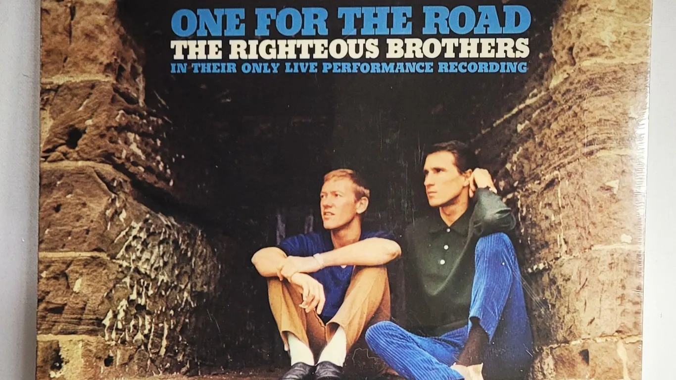 15) FACTORY SEALED VINTAGE "ONE FOR