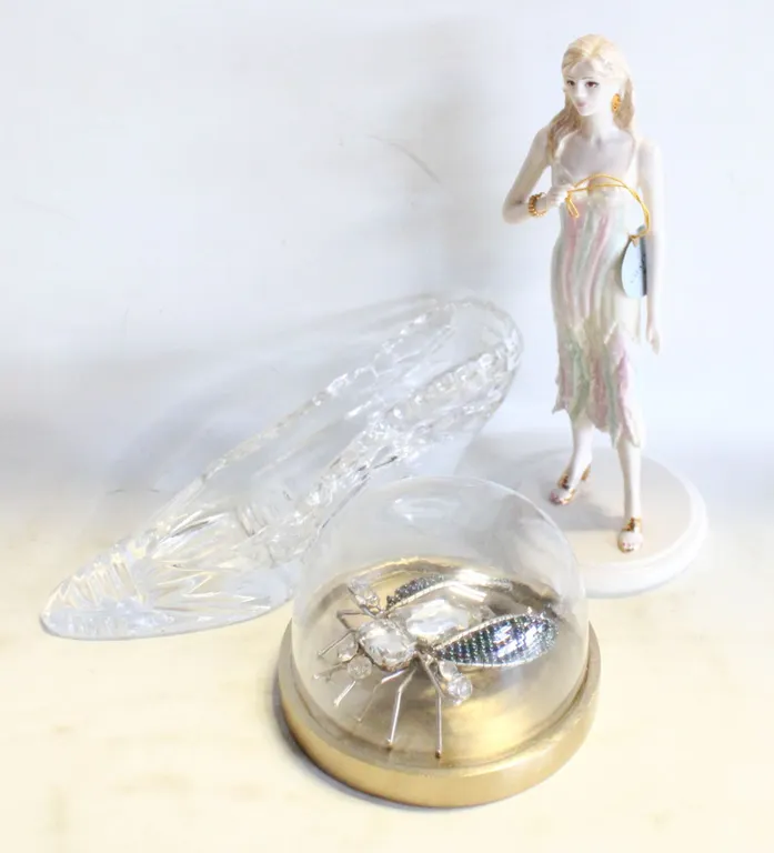 COALPORT COLLECTABLES PLUS CRYSTAL