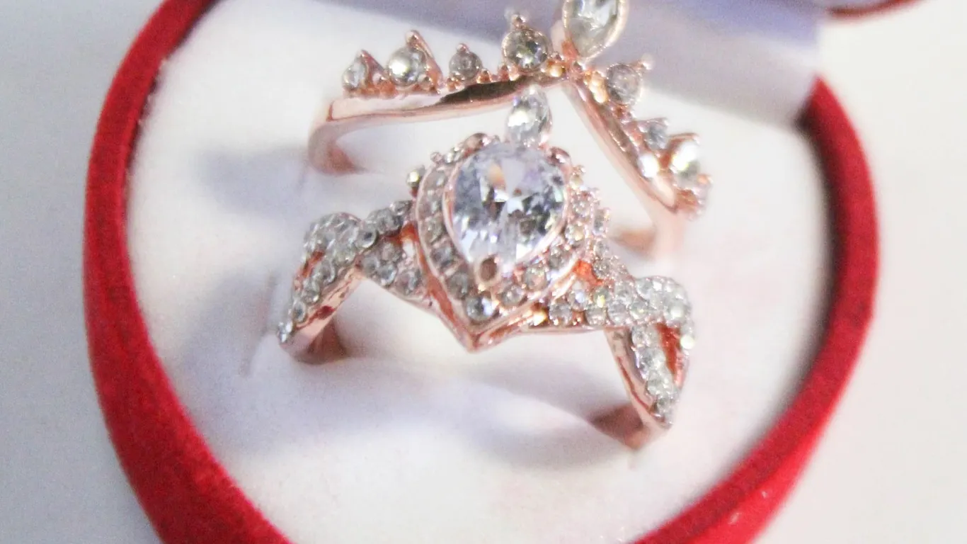 NEW 2PCS/SET RING SET SZ9