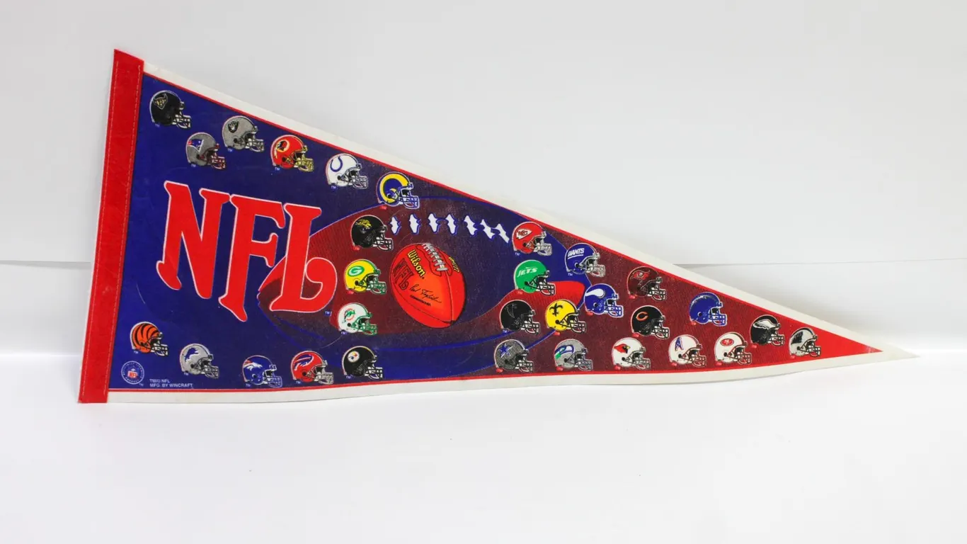 VINTAGE WINCRAFT NFL TEAM'S