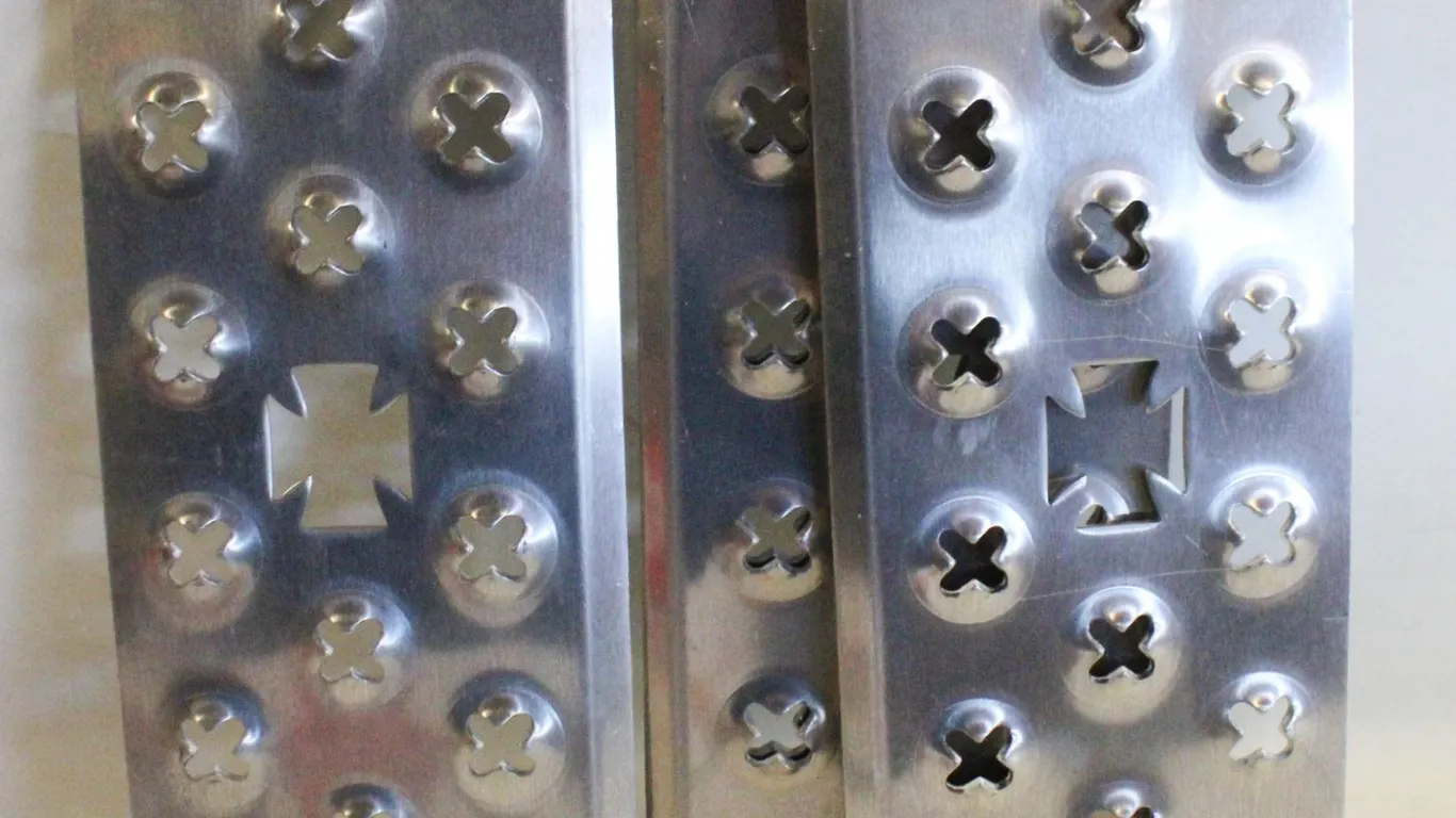 4 - 11 1/2” X 4 ¾” ALUMINIUM STEP PLATES