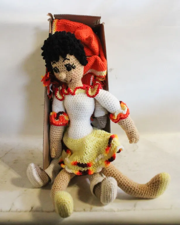 2 - 12" KNITTED MEXICAN DOLLS