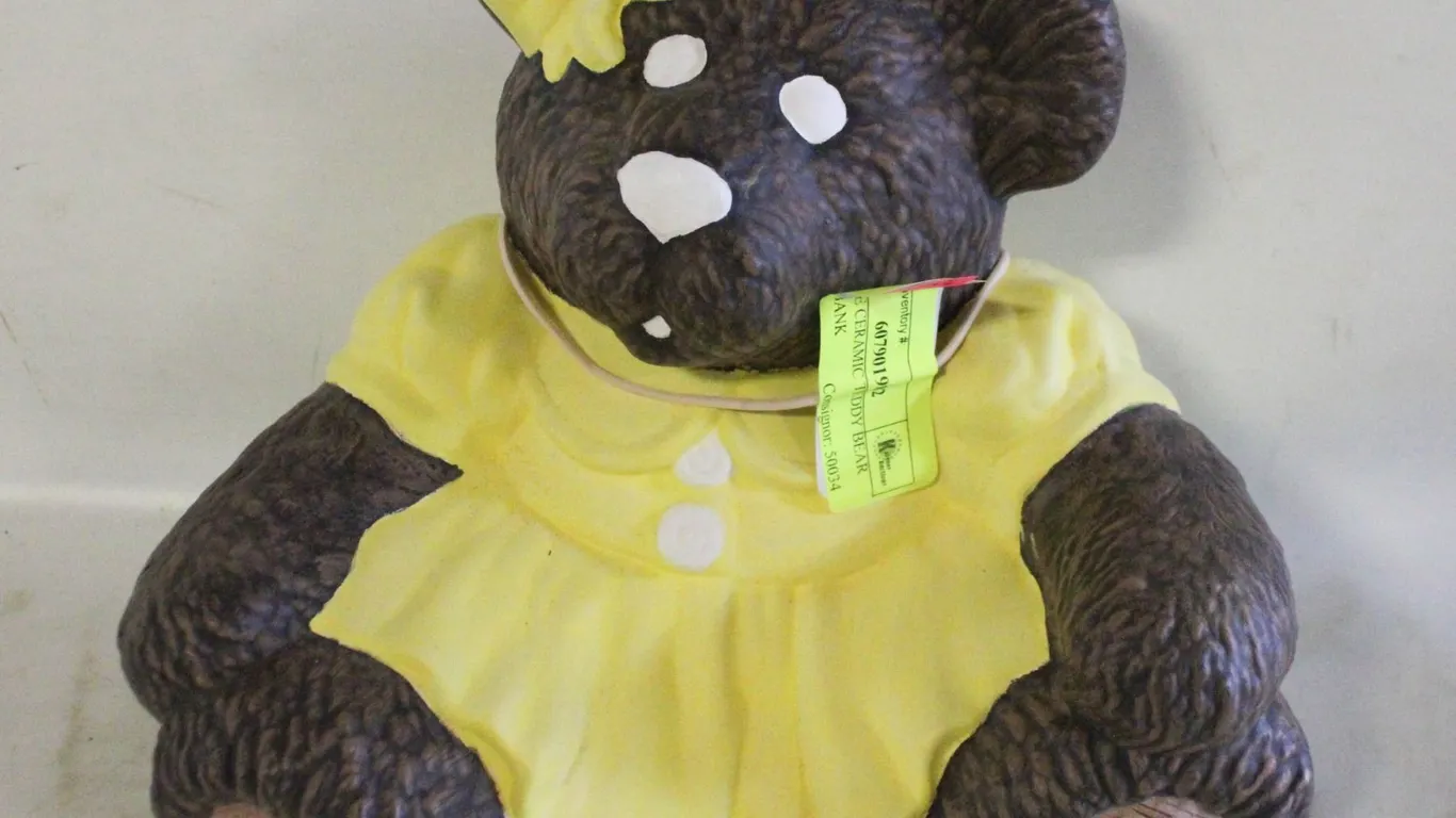 VINTAGE CERAMIC TEDDY BEAR PIGGY BANK