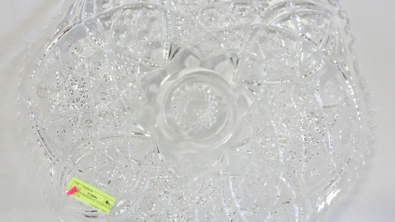 VINTAGE PRESSED XL CLEAR GLASS PLATTER