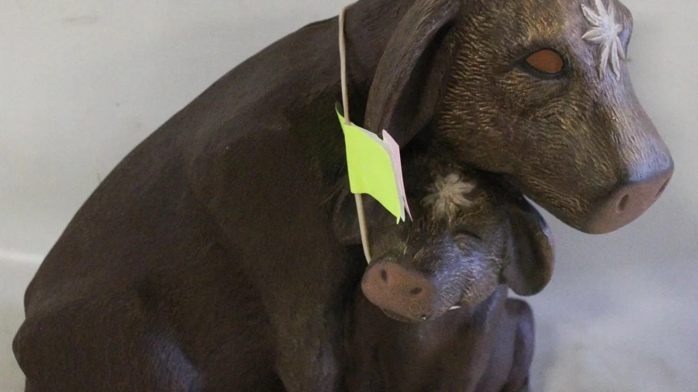 CERAMIC COW PIGGY BANK